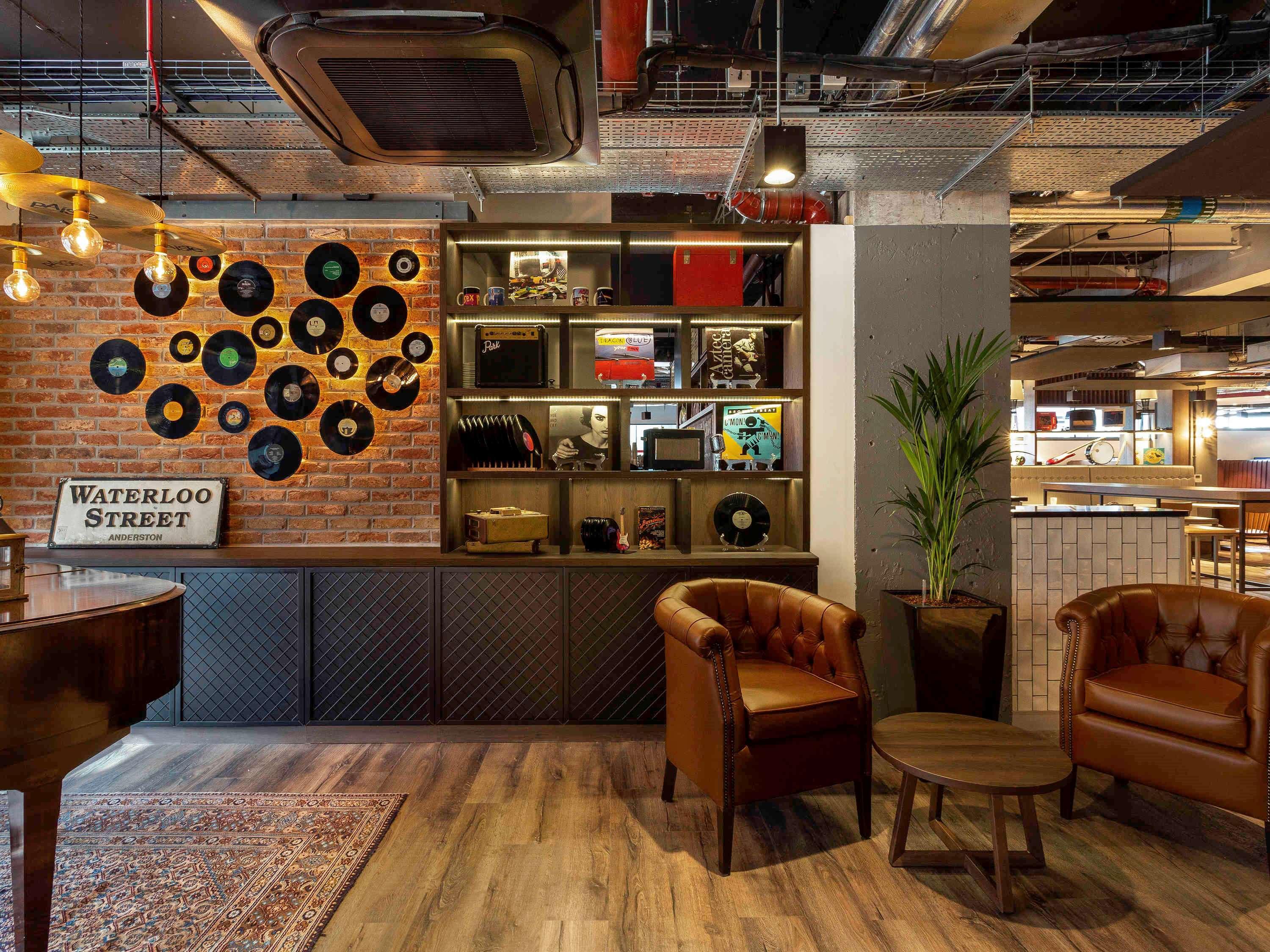 Ibis Styles Glasgow Central Екстериор снимка
