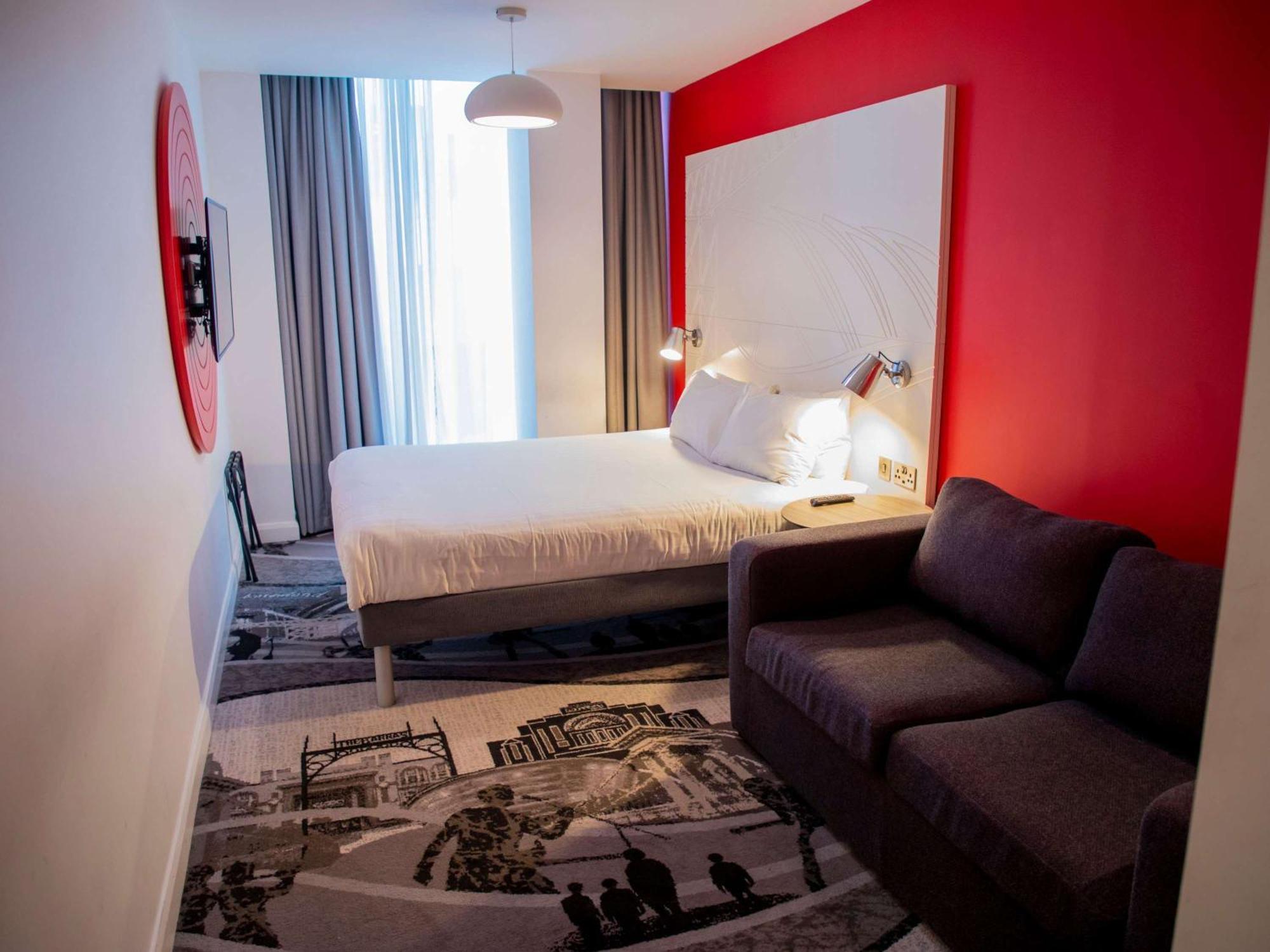 Ibis Styles Glasgow Central Екстериор снимка